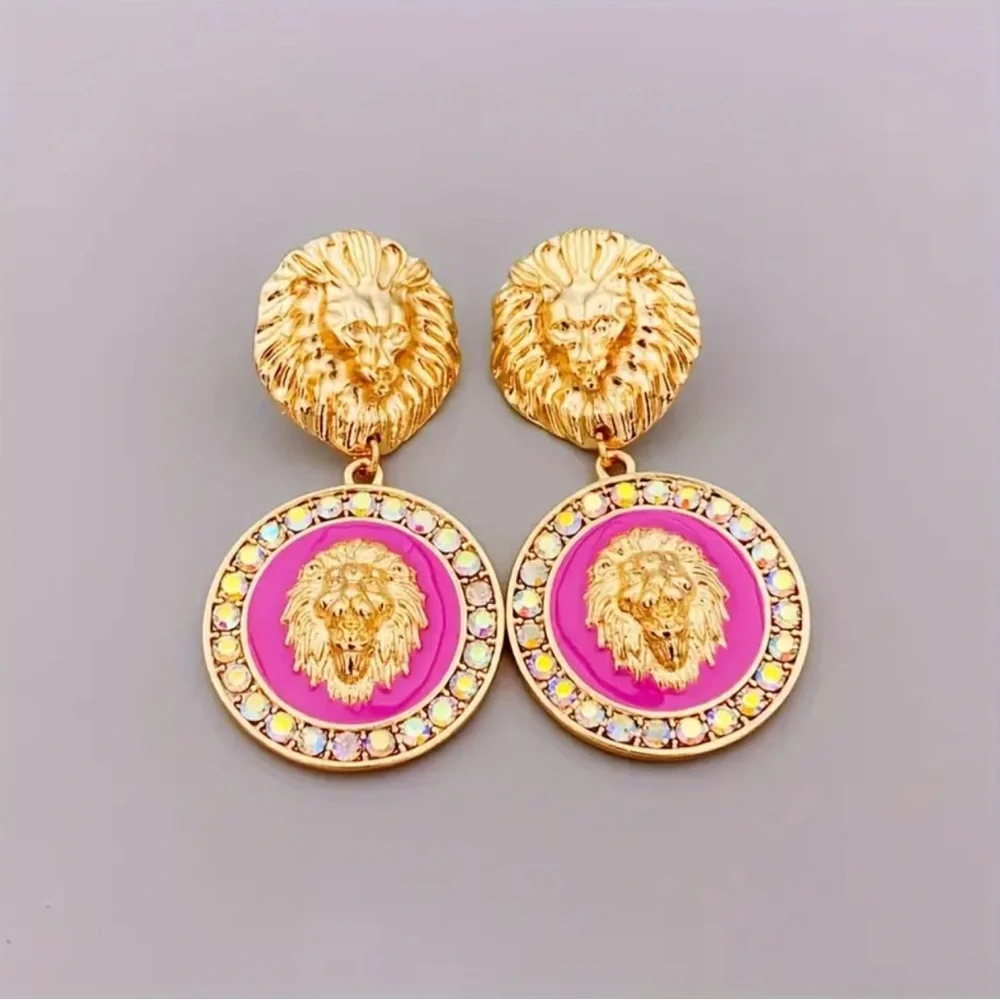 4FJ: Vintage Style Pink & Golden Lion Head Drop Dangle Zinc Alloy Earrings, NIP - Picture 2 of 6